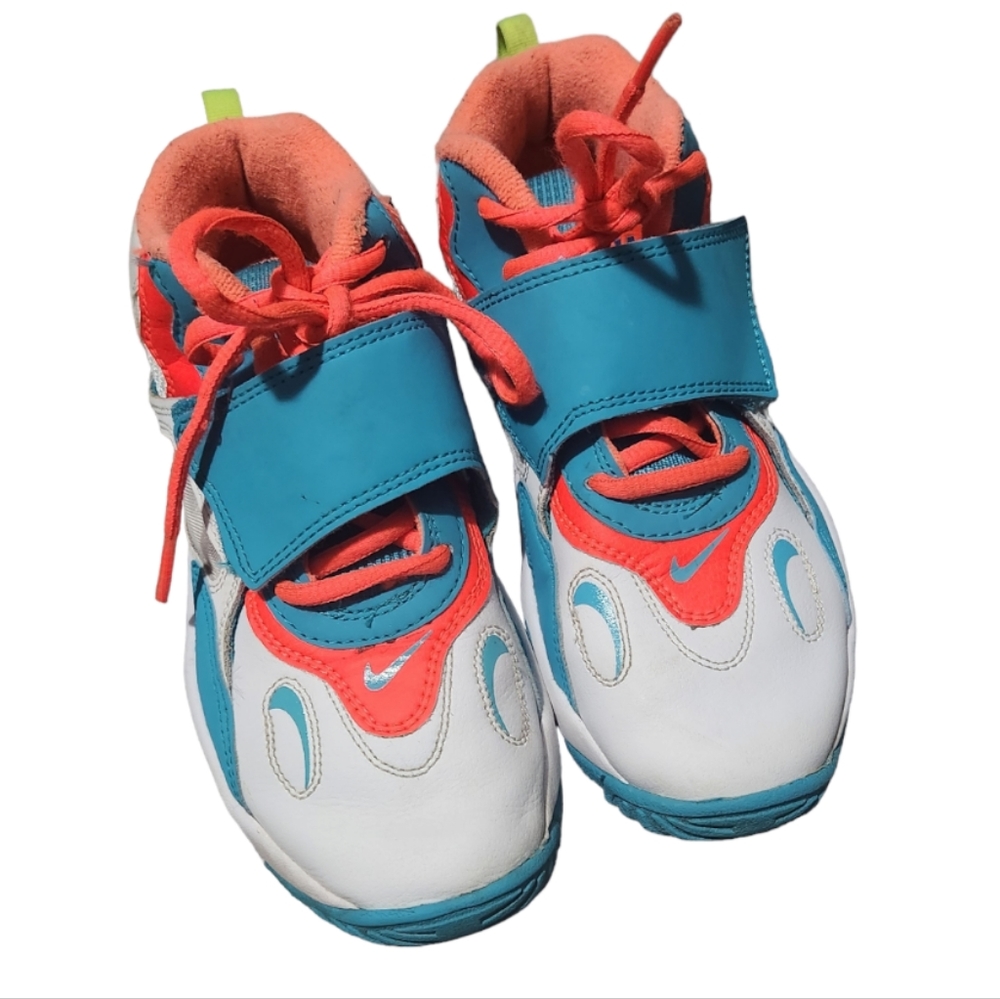 Nike Air Speed Turf Youth sneakers size 3Y